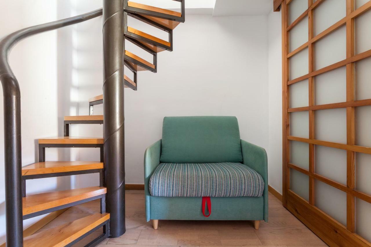 Atico Resitur Triana Apartment Seville Exterior photo